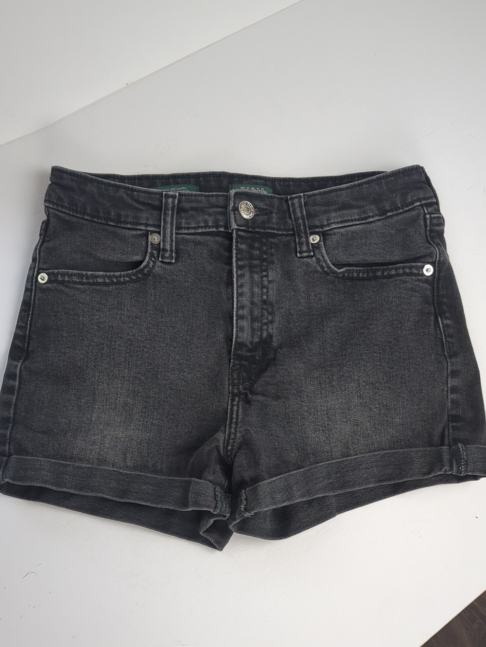 WILD FABLE Women's Black Denim Rolled-Hem Shorts